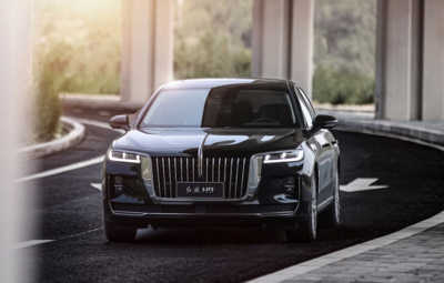 當(dāng)紅的紅旗 不一樣的豪華機(jī)動(dòng)車之路