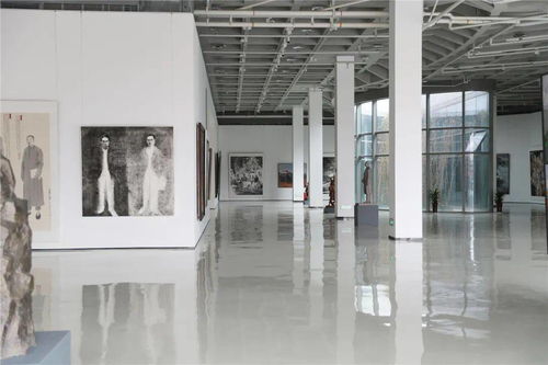 藝術與商業的交融 百年江蘇美術精品創作工程作品展張家港站啟幕，聯動建筑裝飾材料銷售新風尚